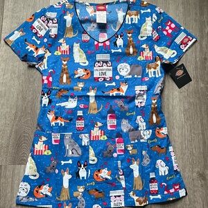 NWT Women’s XS Unconditional Love Dog Print Dickies Scrub Top